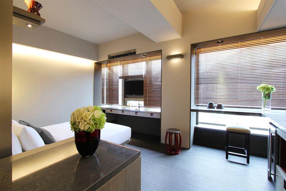 Wanchai 88 Hong Kong Exterior photo