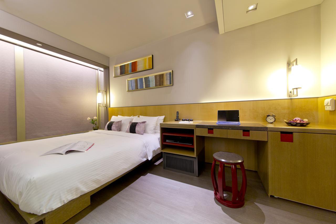 Wanchai 88 Hong Kong Exterior photo